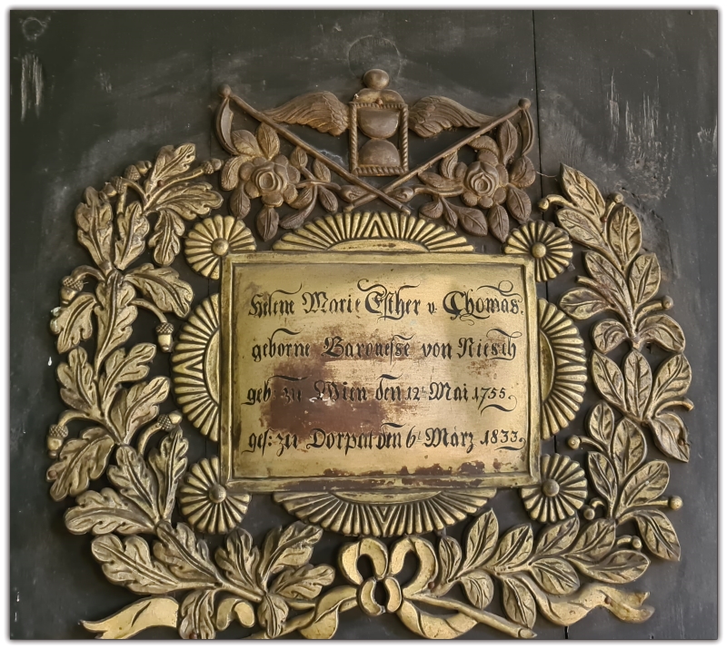 Helēnes Esteres fon Rīšas piemiņas zīme Mazsalacas ev. lut. baznīcā